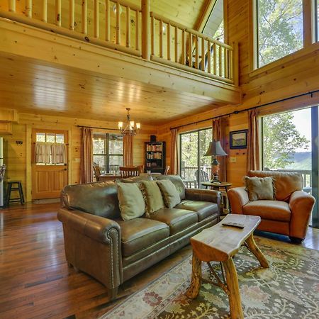 Bryson City Cabin With Hot Tub And Mountain Views! Bagian luar foto