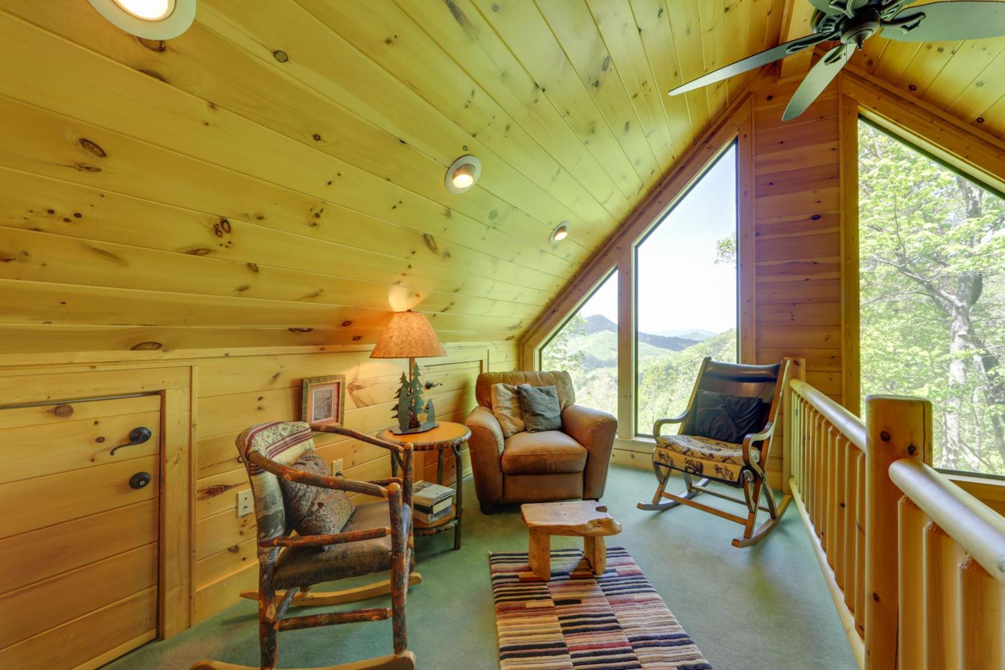 Bryson City Cabin With Hot Tub And Mountain Views! Bagian luar foto