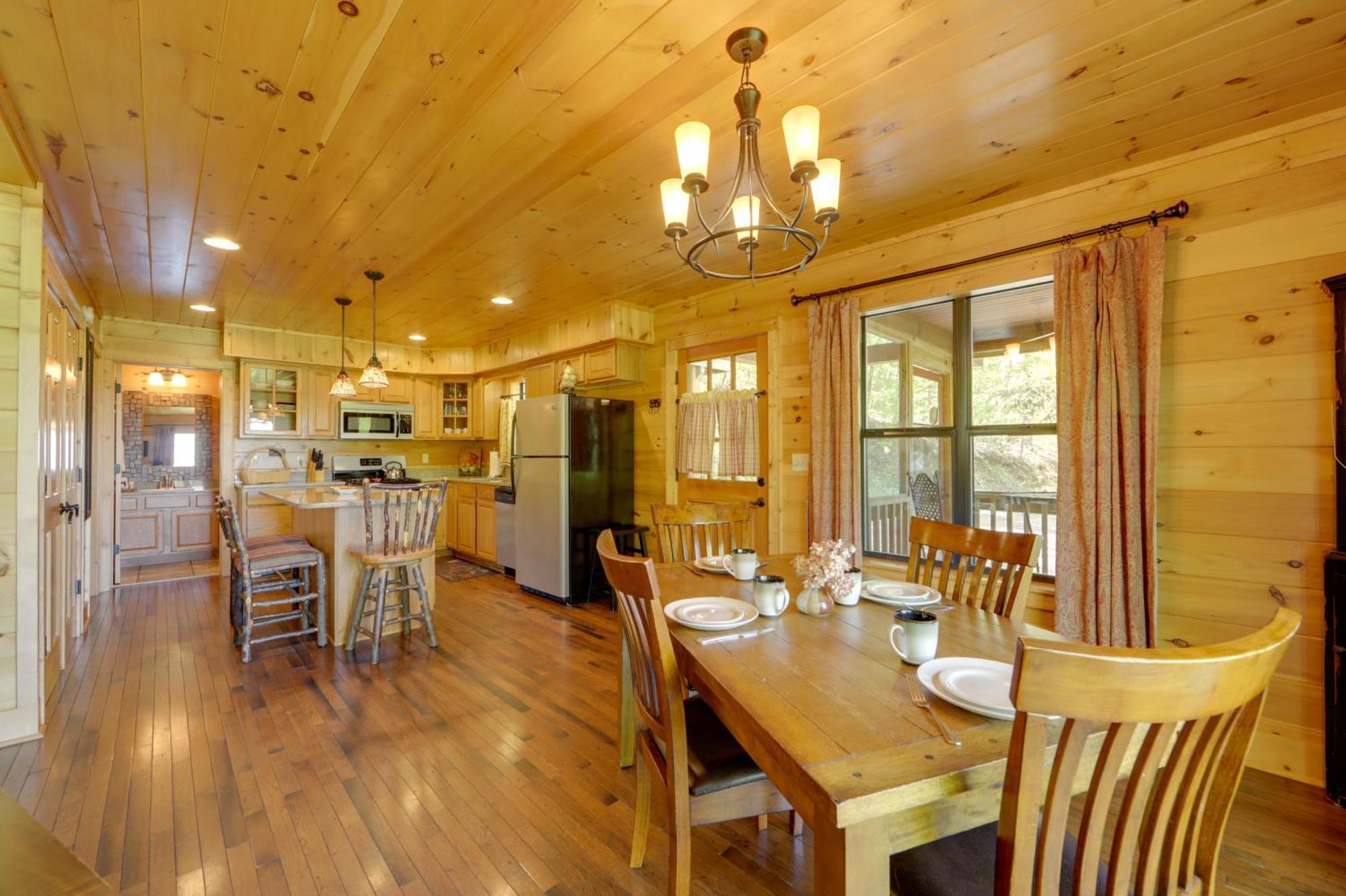 Bryson City Cabin With Hot Tub And Mountain Views! Bagian luar foto