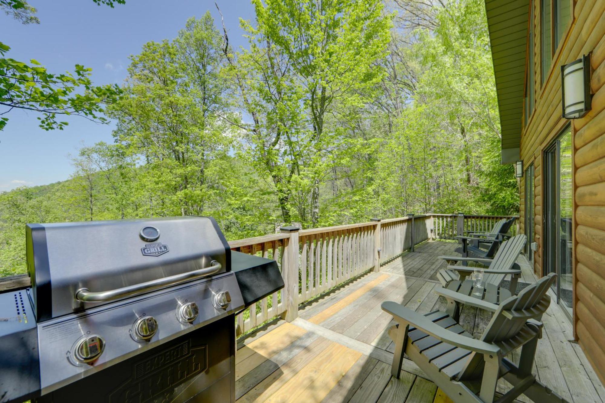 Bryson City Cabin With Hot Tub And Mountain Views! Bagian luar foto