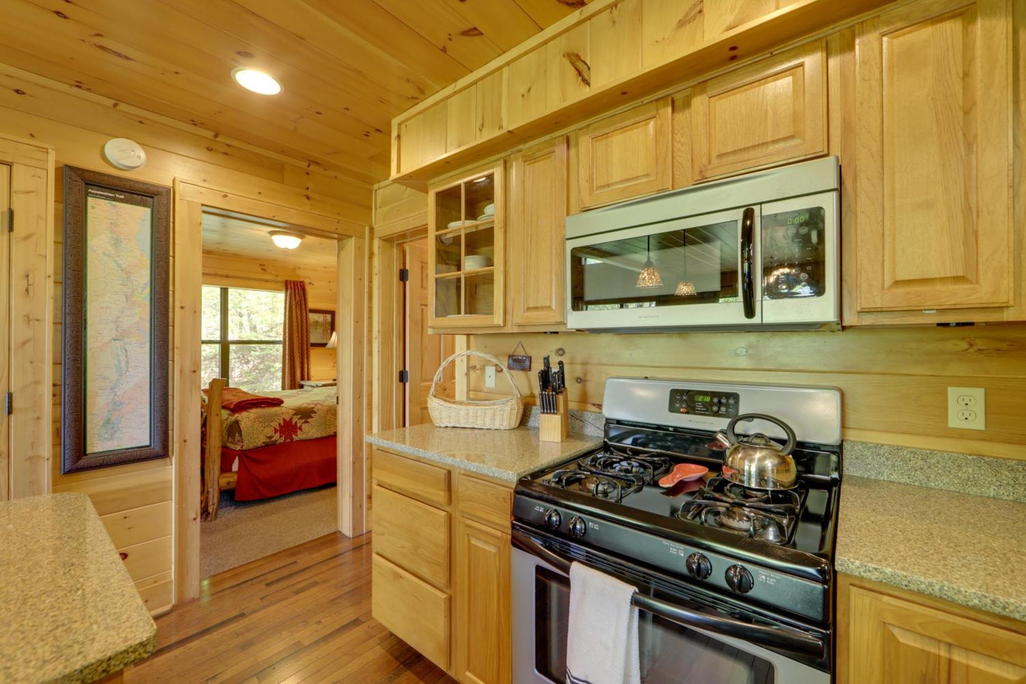 Bryson City Cabin With Hot Tub And Mountain Views! Bagian luar foto