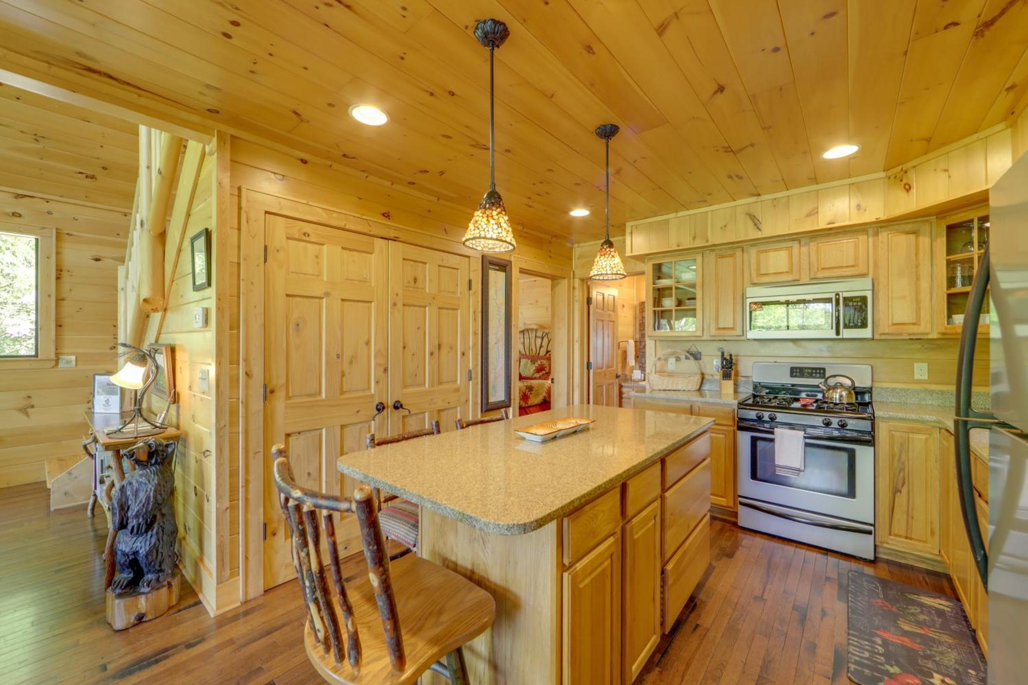 Bryson City Cabin With Hot Tub And Mountain Views! Bagian luar foto