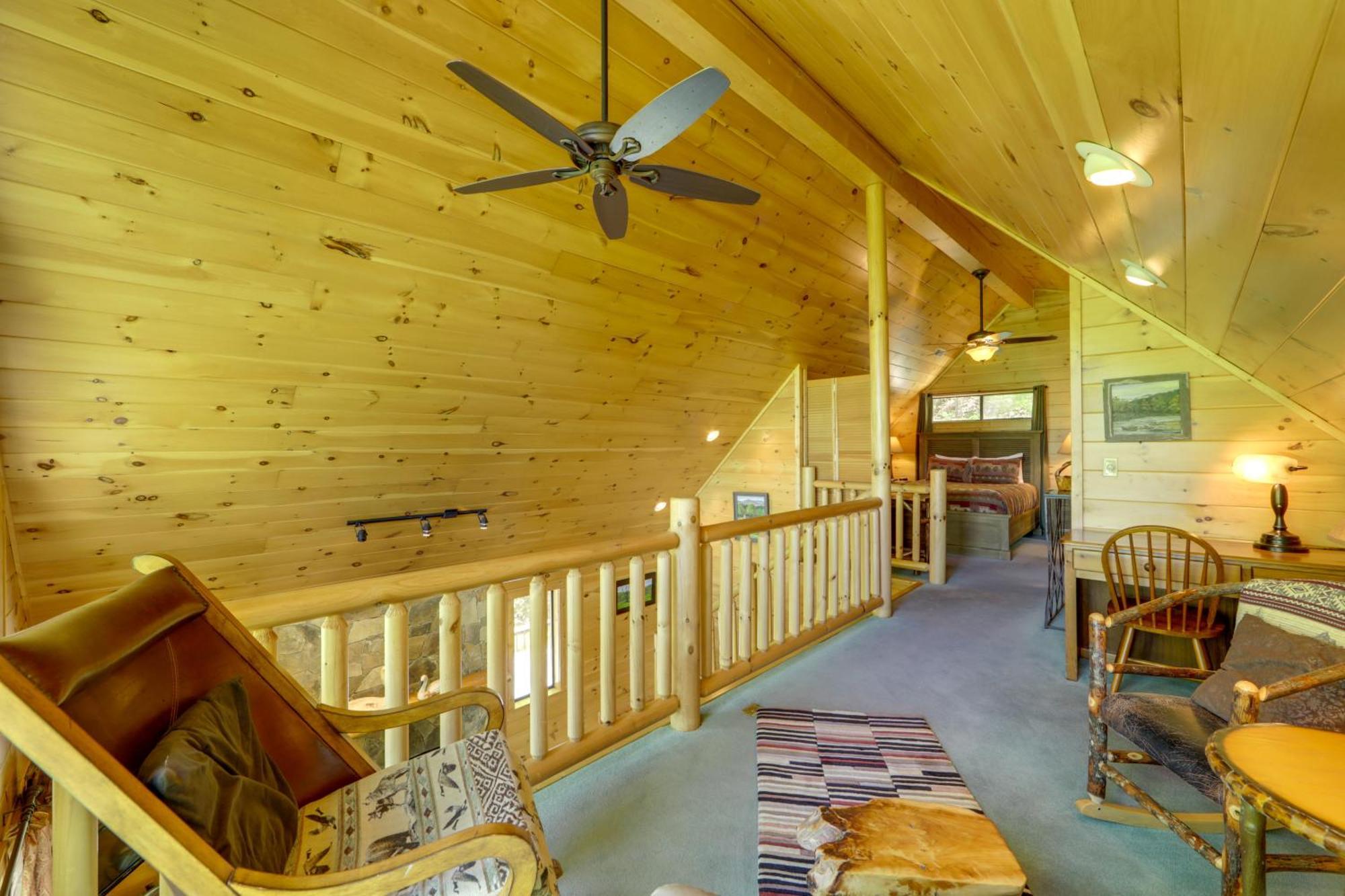 Bryson City Cabin With Hot Tub And Mountain Views! Bagian luar foto